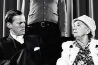 René Peier als Vikar in 'Lasst mir meine Bäume stehen', Hechtplatztheater Zürich